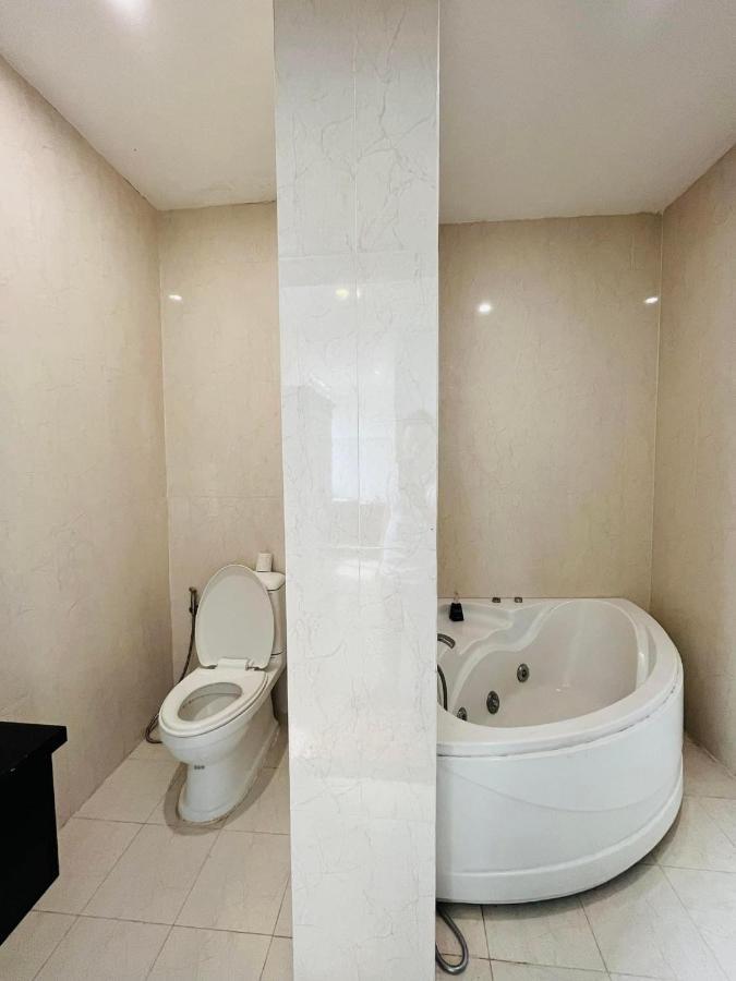 D-Life Hotel & Apartment Da Nang Bagian luar foto